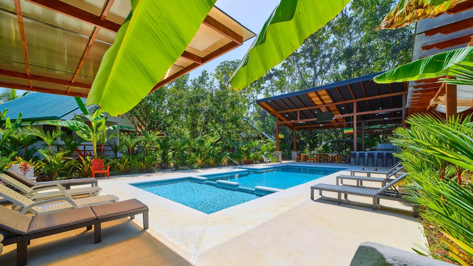 Casa Coki - Modern Villa Pool Steps From The Beach Puerto Viejo de Talamanca Exterior foto