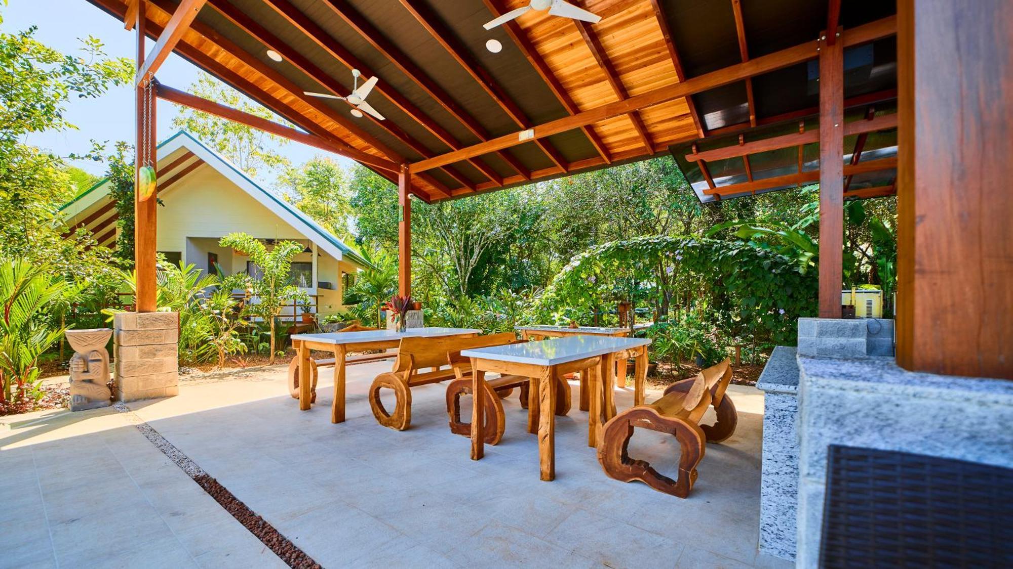 Casa Coki - Modern Villa Pool Steps From The Beach Puerto Viejo de Talamanca Exterior foto